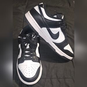 Nike Black and White Sneakers